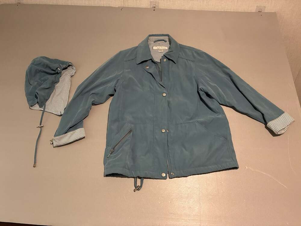 1 Madison Jacket Size Medium Blue Striped Hooded Windbreaker